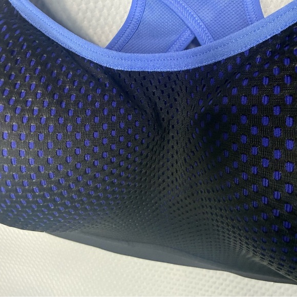 Victoria Sport Victorias Secret Black and Blue Sports Bra - Picture 2 of 7